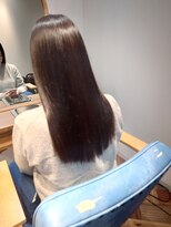 セレスト 京都四条烏丸店(CELESTE)&nbsp;髪質改善しながらの伸ばしかけストレートヘアー