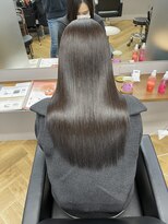 ファム(Fann.)&nbsp;髪質改善 ストレート 神戸三宮元町 艶髪 透明感カラー