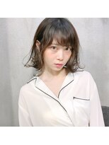 ミント(mint)&nbsp;ラフに揺れるヌーディボブ