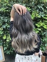 リー ヴィータ 上新庄(Lee Vita)&nbsp;【Lee Vita】ダークグレージュ×グラデーションカラー