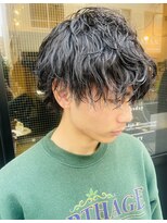 ジュンヌオム リンカラン(Jeune Homme LINGKARAN)&nbsp;波パーマ×マッシュウルフ