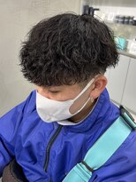 ツイストスパイラルメンズマッシュツーブロック束感メンズパーマ