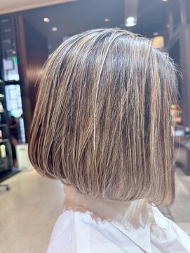 グラム バイ レイエレガンス(glam by REIELEGANCE) 大人ハイライトボブ