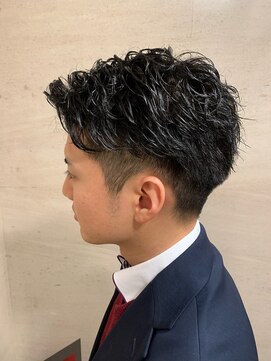 ヒロギンザ 恵比寿店(HIRO GINZA) ツーブロックビジネスショートフェードスパイラルツイストパーマ