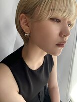 メイカ(MEIKA)&nbsp;【 マッシュショート × ハイトーンベージュ 】浅野美紀