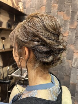 ヘアー クリエイト カルバリ(HAIR CREATE Calbari) ゆるふわアップスタイル