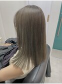 白髪ぼかしハイライト×オリーブグレージュ