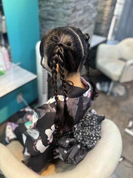 リエラ 新宿(RIERA) リボンツインテール