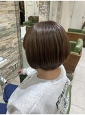 ショートボブ
