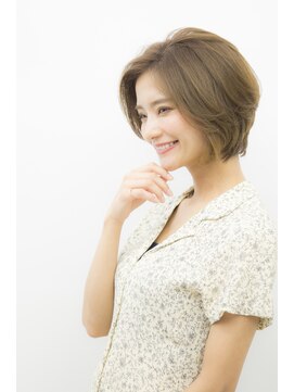 ヒール 銀座(heel) 【上杉秀明】ひし形バランスで小顔大人ショート