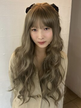 メゾンアクア 表参道(Maison ACQUA) ☆ブリーチなしダブルカラー オリーブ オリーブベージュ ボブ