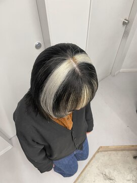 ヴァーディ オモテサンドウ(Vardy omotesando) point white/ホワイト デザイン