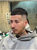 1393黒髪スキンフェード刈り上げバリカンアート高松バーバー