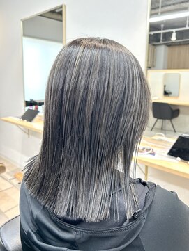 トト 船橋店(toto.) ◇細めハイライトカラーフェイスフレーミングくすみベージュ