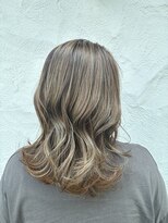 グルグル 妙典店(GULGUL)&nbsp;シルバーグレー×レイヤー