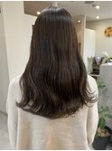 オリーブベージュ×ロングヘアー