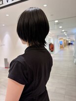 ビーハイブアヴェダ PARCO2店(BEHIVE AVEDA) ブリーチで落とせる黒×ミニウルフ【三橋由奈】