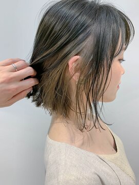 テトヘアー(teto hair) bob(切りっぱなしボブ、インナーカラー、グレージュ)