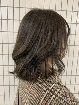 リーホリエ(Lee Horie) オリーブベージュ / mio