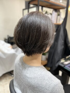 リリー(Lily) ショートボブ