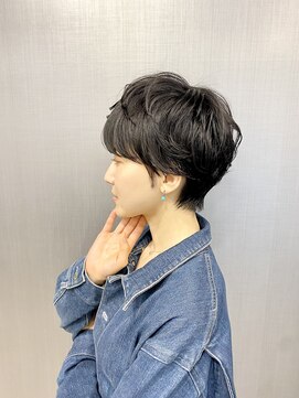 ハルキ ミナト ジャパン オオサカ(HARUKI MINATO japan OSAKA) 40代50代小顔似合わせカットくびレイヤーエモージュ大人可愛い