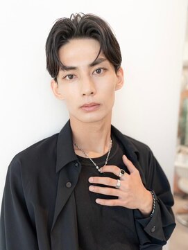 ケアリー 川西能勢口(Carelly) ツイストパーマ七三オールバックマッシュウルフスリークショート