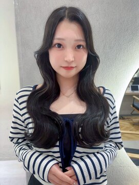 ジーナ 福岡天神(Zina) 韓国/くびれヘア/ハッシュカット/レイヤー【Zina福岡天神】