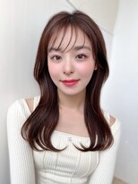 アフロート ディル(AFLOAT D'L)&nbsp;30代に人気！顔周りの後れ毛がかわいいシャギーレイヤーロング