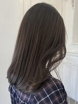 カムジーヘッドカミノウラ(COMEGHEAD KAMINOURA)&nbsp;上乃裏ショートボブくびれショートイルミナカラー顔周りレイヤー