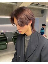 リール(rire)&nbsp;フェザーパーマサーフカール刈り上げセンターパート【大須】