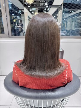 ネクストハラジュク(NEXT HARAJUKU) オリーブベージュ　赤み消しカラー