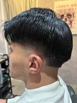 メグロバーバーショップロッポンギ 目黒六(MEGURO BARBER SHOP 6PPONGI) バーストフェード