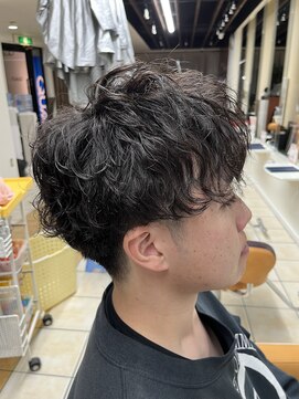 クオリス 上板橋店(QUALIS) ◎20代30代メンズ刈り上げマッシュシャドウパーマ×清潔感