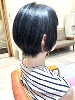 ネオリーブサイン 大森店(Neolive sign)&nbsp;暗髪でも重たくみえない　自然な丸みショートボブ