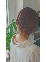 エミュ(emu.) 白髪ぼかし×大人の裾カラー