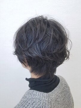 アッドバイケンジ(Add.. by KENJE) フレンチショートボブ