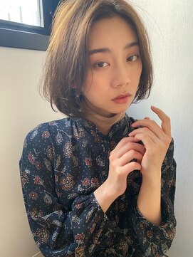 アリエッタ ギンザツー(ARIETTA GINZA2) 暖色系カラー シアーベージュ/ダークトーン/白髪ぼかし/抜け感