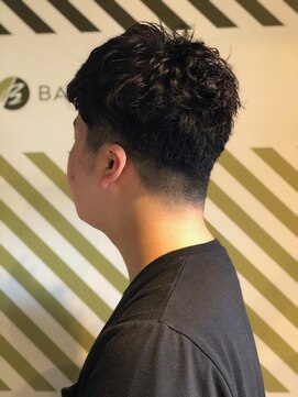 バーバーバー アカバネ(BARBER-BAR AKABANE) 大人のパーマスタイル【BARBER-BAR】