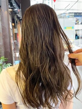 ノラ ウメダ(NORA UMEDA) 【NORA UMEDA 高木】この夏オススメ♪サーフハイライト