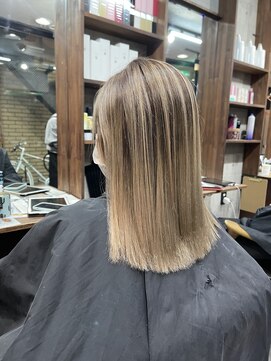 ラフ(LAFF) #黒髪#ボブルフ#ネビージュ#小顔#ワンレン