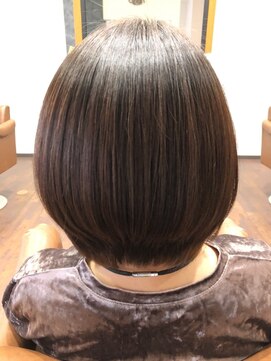 アティーボ ATTIVO 30代40代人気☆透明感サラ艶モカベージュナチュラルストレート