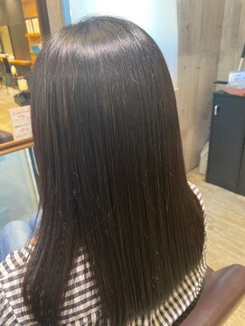 トレ(tre.) 甲子園口/髪質改善/縮毛矯正/ハイライト/酸性ストレート