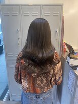 プレシャスバイプロデュース(precious by Produce)&nbsp;艶オリーブグレージュ[町田／町田駅/町田駅前店/学割U24/JR町田]