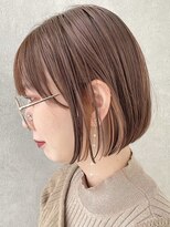 ノイカーム(noi Calm)&nbsp;顔周りレイヤーカットグレージュカラーくびれボブベージュカラー