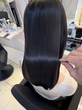 リーホリエ(Lee Horie) 他店のお直し縮毛矯正