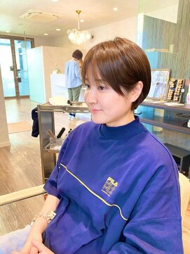 シェリッシュ ノース(Sheriche North) 20代30代40代◎耳掛けショート【前髪あり】