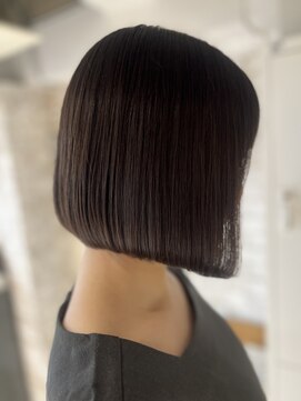 グロウ 恵比寿(grow) ワンレングスボブ