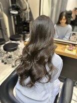 サヴォア(Savoir)&nbsp;【安藤】透明感抜群！！オリーブベージュ◎