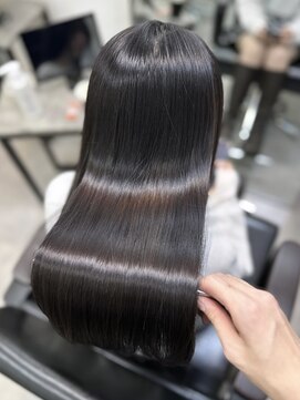 シンカ(shinka) 【20代】/髪質改善/縮毛矯正/表参道/ブリーチ縮毛矯正