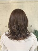 ミディアムオリーブグレージュ
